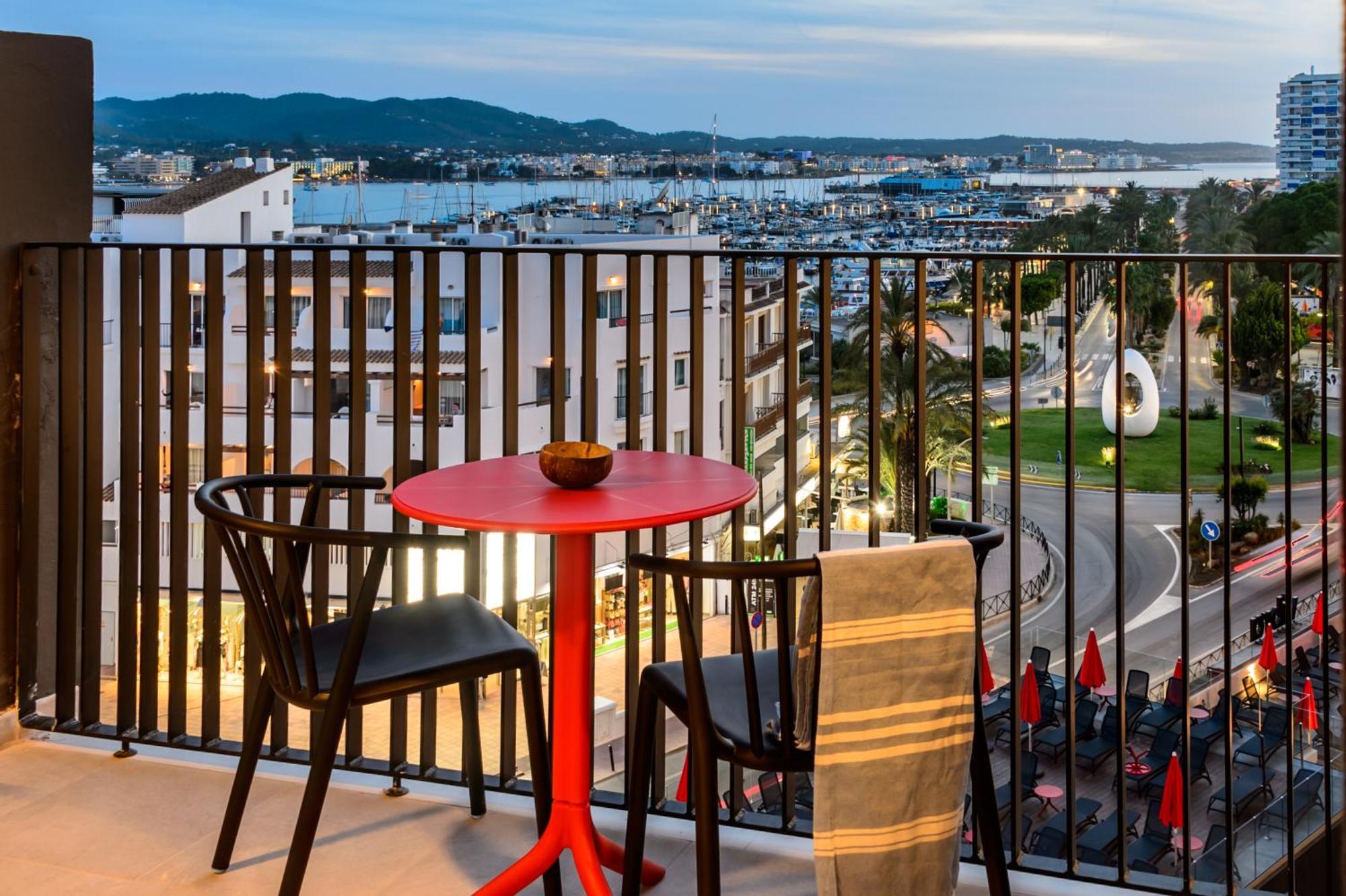 Hotel Vibra District - Adults Only San Antonio  Ngoại thất bức ảnh